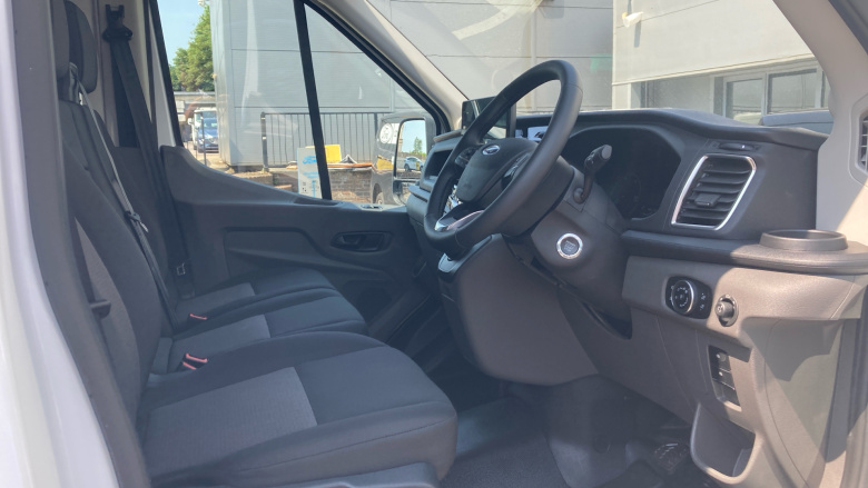 Ford Transit E-350 L3 Rwd 135kW 68kWh H2 Leader Van Auto